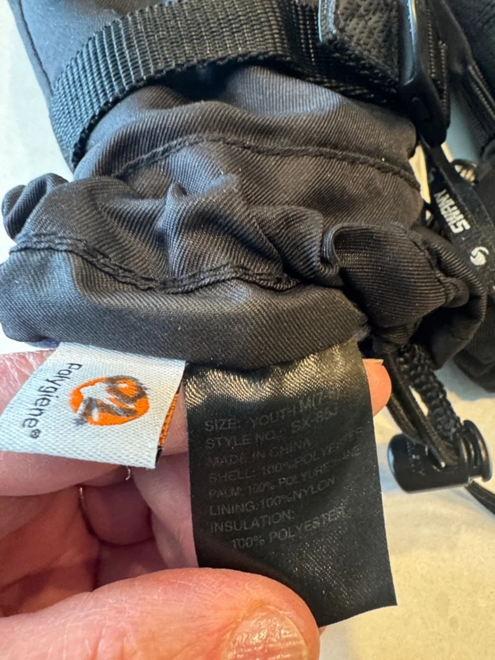 Swany Kids Black Ski Mittens with Adjustable Strap